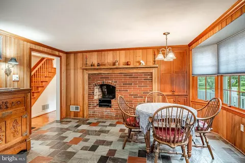 Dining - 27 E Forge Rd, Media, PA 19063 photo 1 of 3