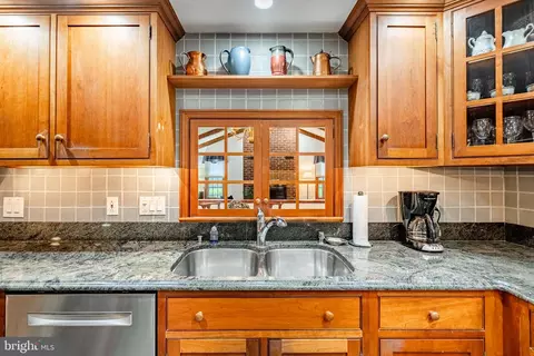 Kitchen - 27 E Forge Rd, Media, PA 19063 photo 3 of 4