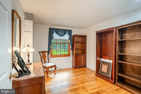 Bedroom - 27 E Forge Rd, Media, PA 19063 photo 4 of 8