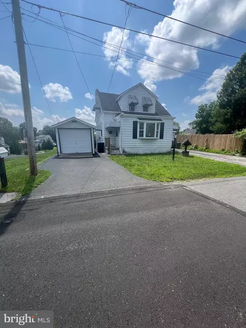 3904 Greenwood Ave, Boothwyn, PA 19061