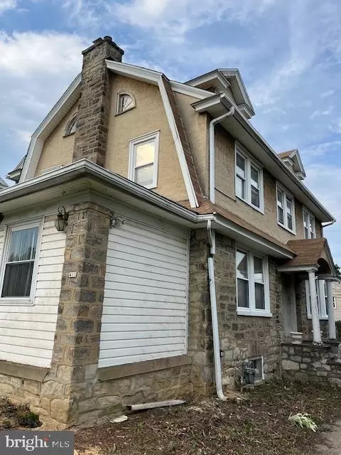 Exterior - 413 Broadview Rd, Darby, PA 19082 photo 3 of 3