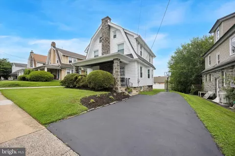 127 Foster Ave, Darby, PA 19082