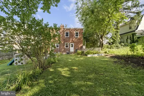 Exterior - 223 Windsor Ave, Darby, PA 19082 photo 2 of 2
