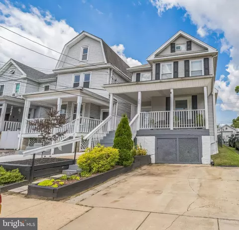 26 N Ridgeway Ave, Glenolden, PA 19036