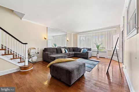 805 Yeadon Ave, Lansdowne, PA 19050