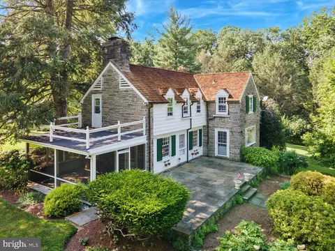 409 Marple Rd, Broomall, PA 19008