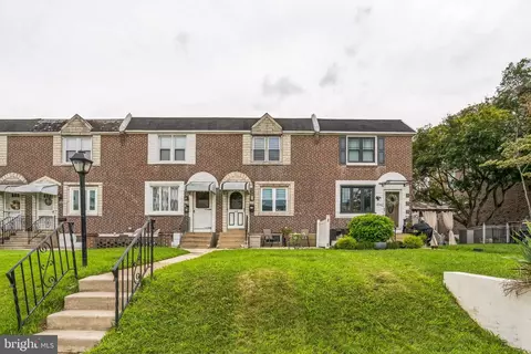 1040 Oakwood Dr, Glenolden, PA 19036