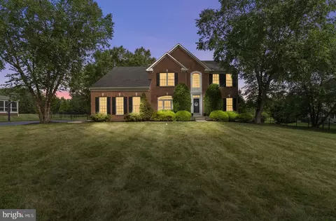 3361 Griggs Dr, Garnet Valley, PA 19060