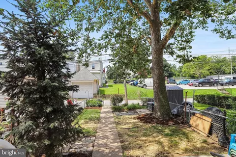 Exterior - 39 Spruce St, Marcus Hook, PA 19061 photo 2 of 3