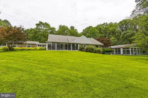 1038 Palmers Mill Rd, Media, PA 19063