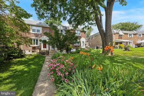 1133 Tremont Dr, Glenolden, PA 19036