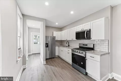 12 8th St, Brookhaven, PA 19015