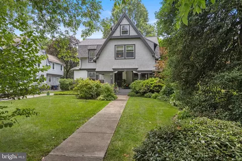 314 Midland Ave, Wayne, PA 19087