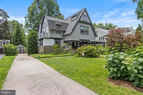 Exterior - 314 Midland Ave, Wayne, PA 19087 photo 2 of 11