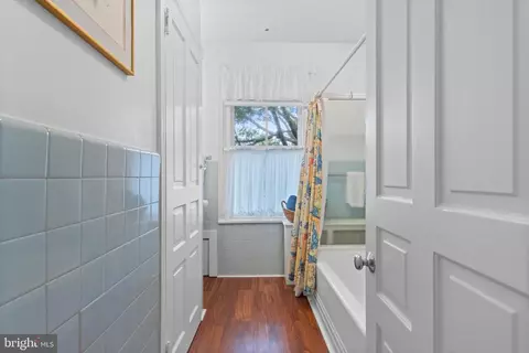 Entry Way - 314 Midland Ave, Wayne, PA 19087 photo 7 of 12
