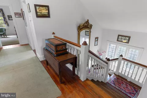 Entry Way - 314 Midland Ave, Wayne, PA 19087 photo 6 of 12