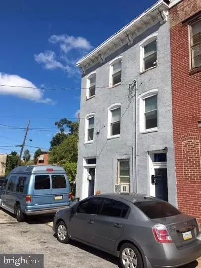 523 Concord Ave, Chester, PA 19013