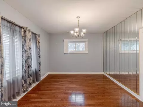 Living - 235 E Township Line Rd, Upper Darby, PA 19082 photo 2 of 2