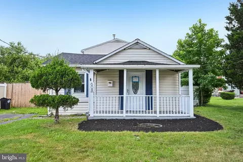 608 Milmont Ave, Folsom, PA 19033