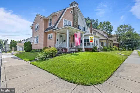 525 Collingdale Ave, Collingdale, PA 19023
