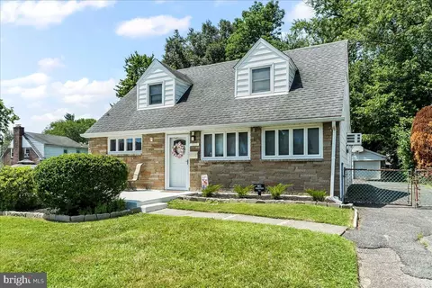 1003 Dale Rd, Secane, PA 19018