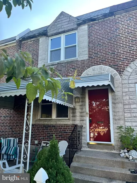 246 Gramercy Dr, Clifton Heights, PA 19018