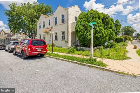 129 S Keystone Ave, Darby, PA 19082
