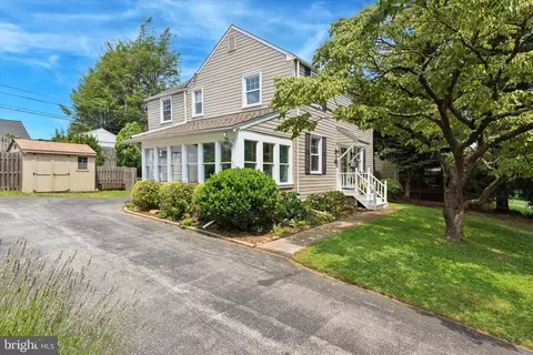 Exterior - 138 Morningside Cir, Wayne, PA 19087 photo 3 of 15