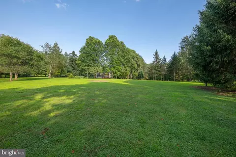 1285 Gradyville Rd, Glen Mills, PA 19342