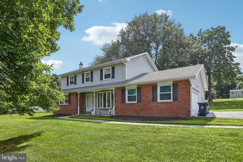 3454 Dorothy Dr, Garnet Valley, PA 19060