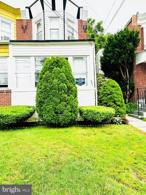236 Pusey Ave, Collingdale, PA 19023