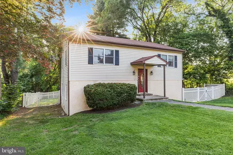 Exterior - 2344 Wiltshire Dr, Boothwyn, PA 19061 photo 2 of 5