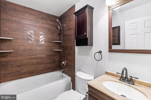 Bath - 2344 Wiltshire Dr, Boothwyn, PA 19061 photo 1 of 1