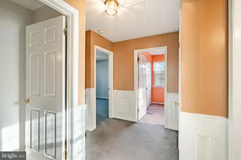 Entry Way - 421 Eagle Rd, Havertown, PA 19083 photo 5 of 6