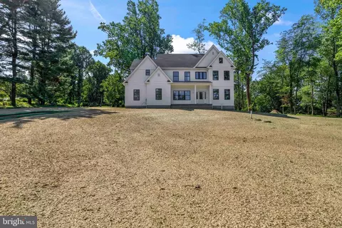 37 Kirk Rd, Garnet Valley, PA 19060
