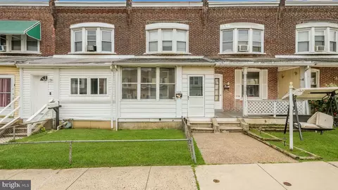 1128 Green St, Marcus Hook, PA 19061
