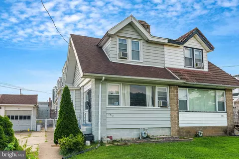134 Heather Rd, Darby, PA 19082