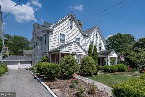 2921 Berkley Rd, Ardmore, PA 19003