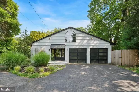 300 W Rose Tree Rd, Media, PA 19063