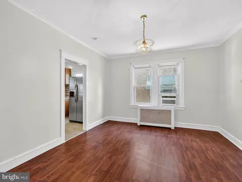 Living - 241 Wembly Rd, Darby, PA 19082 photo 4 of 5