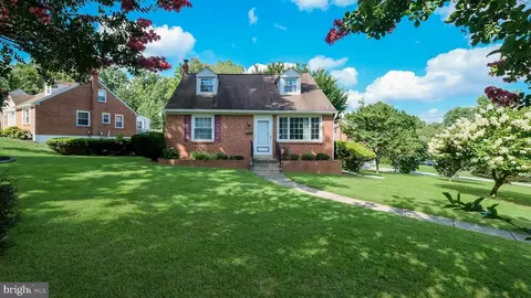 158 Hillview Dr, Springfield, PA 19064