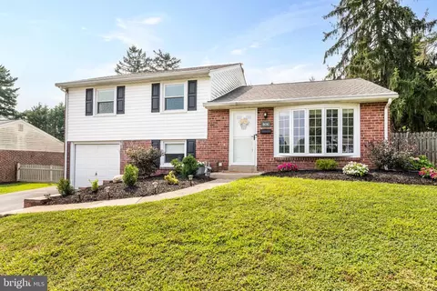 806 Rhoads Dr, Springfield, PA 19064