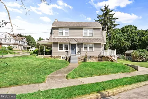 123 Cunningham Ave, Darby, PA 19082