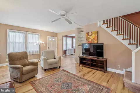 Living - 633 E Manoa Rd, Havertown, PA 19083 photo 4 of 4