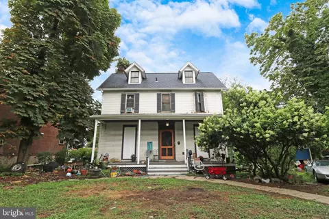 318 Sharon Ave, Sharon Hill, PA 19079