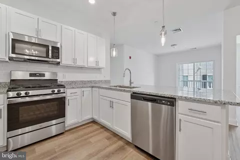400 Harvin Way #424, Brookhaven, PA 19015