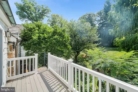 Exterior - 2 Fairview Dr, Wayne, PA 19087 photo 7 of 17