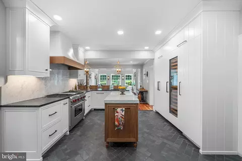 Kitchen - 2 Fairview Dr, Wayne, PA 19087 photo 1 of 5