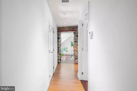 Entry Way - 2 Fairview Dr, Wayne, PA 19087 photo 5 of 7