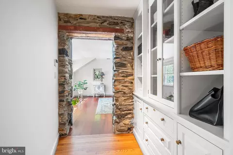 Entry Way - 2 Fairview Dr, Wayne, PA 19087 photo 6 of 7
